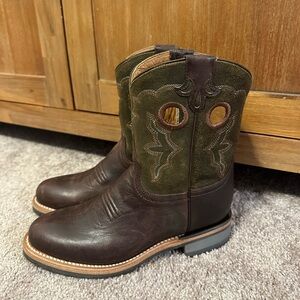 Lucchese Round Toe Leather Western Boots sz 7